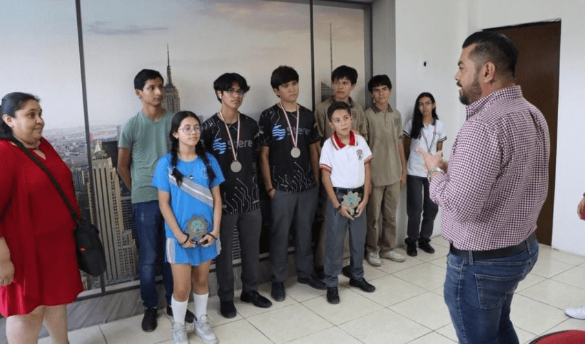 Ganan tamaulipecos en Olimpiada Internacional de Ciencia y&nbsp;Tecnología